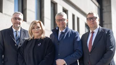FOTO: Alena Schillerová během oslav Dne vítězství.